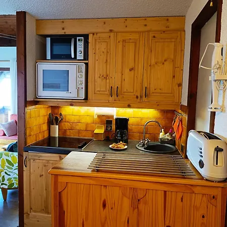 Le Tavaillon Apartment *
